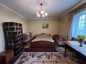 Будинок по вул. Пластова (Осетинська)